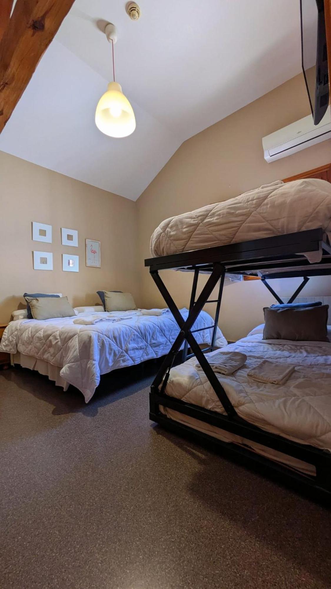 Hostal El Convent De מונקדה מראה חיצוני תמונה