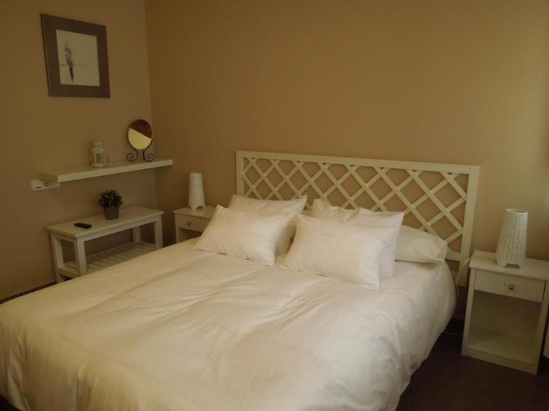 Hostal El Convent De מונקדה מראה חיצוני תמונה
